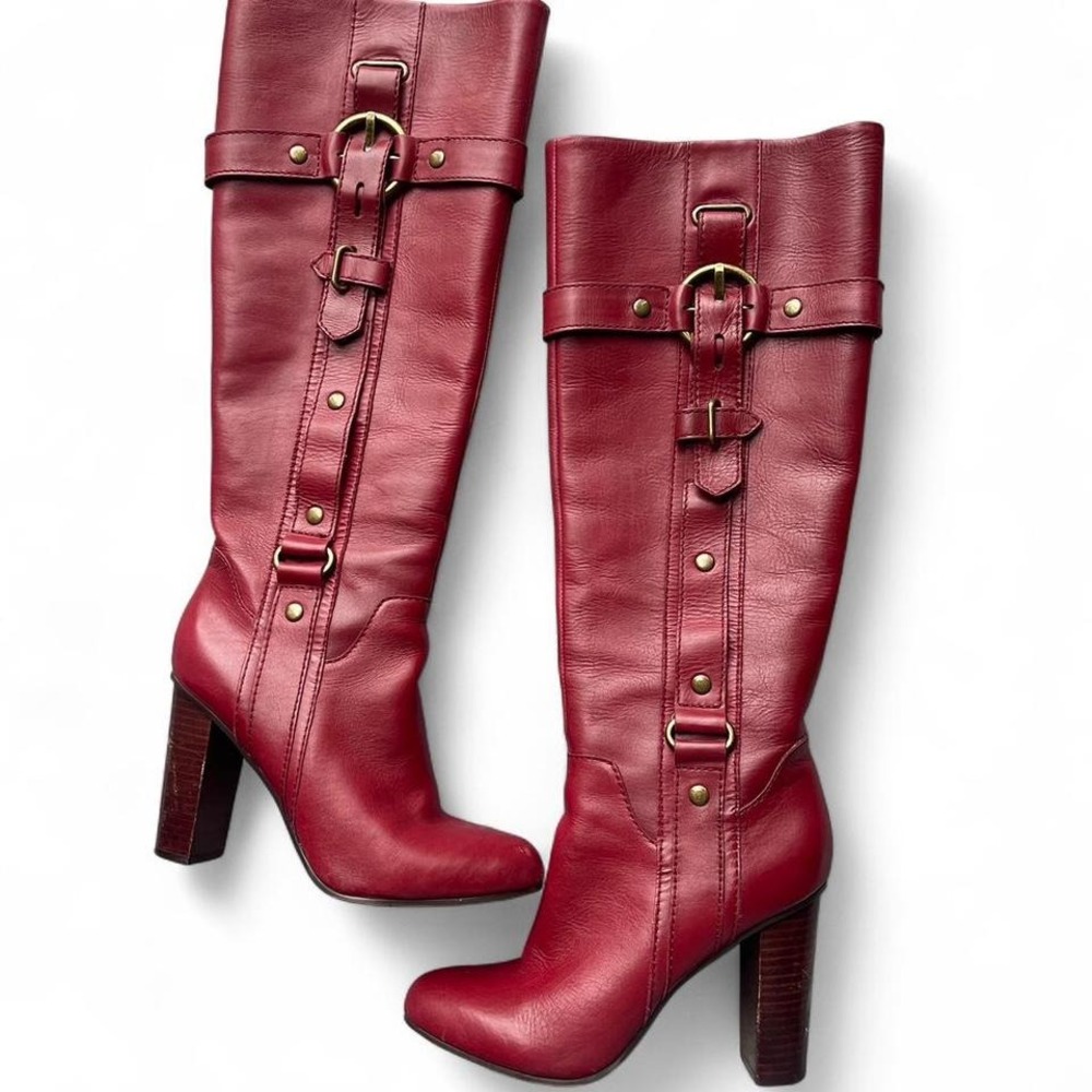 Vintage Nine West Cherry Red leather knee high boots with‎ gold hardware ✨